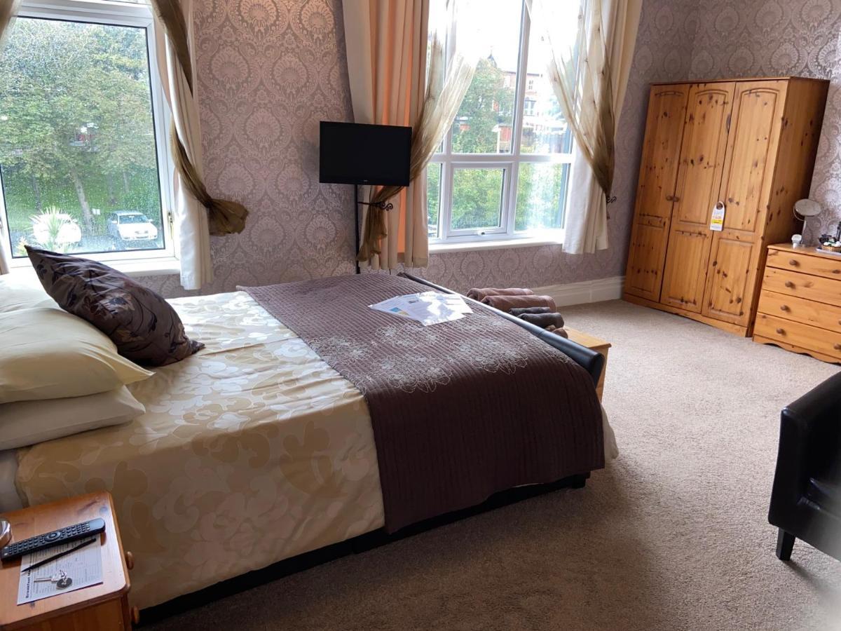 Bed and Breakfast The Fairmile Литам-Сент-Эннс Экстерьер фото