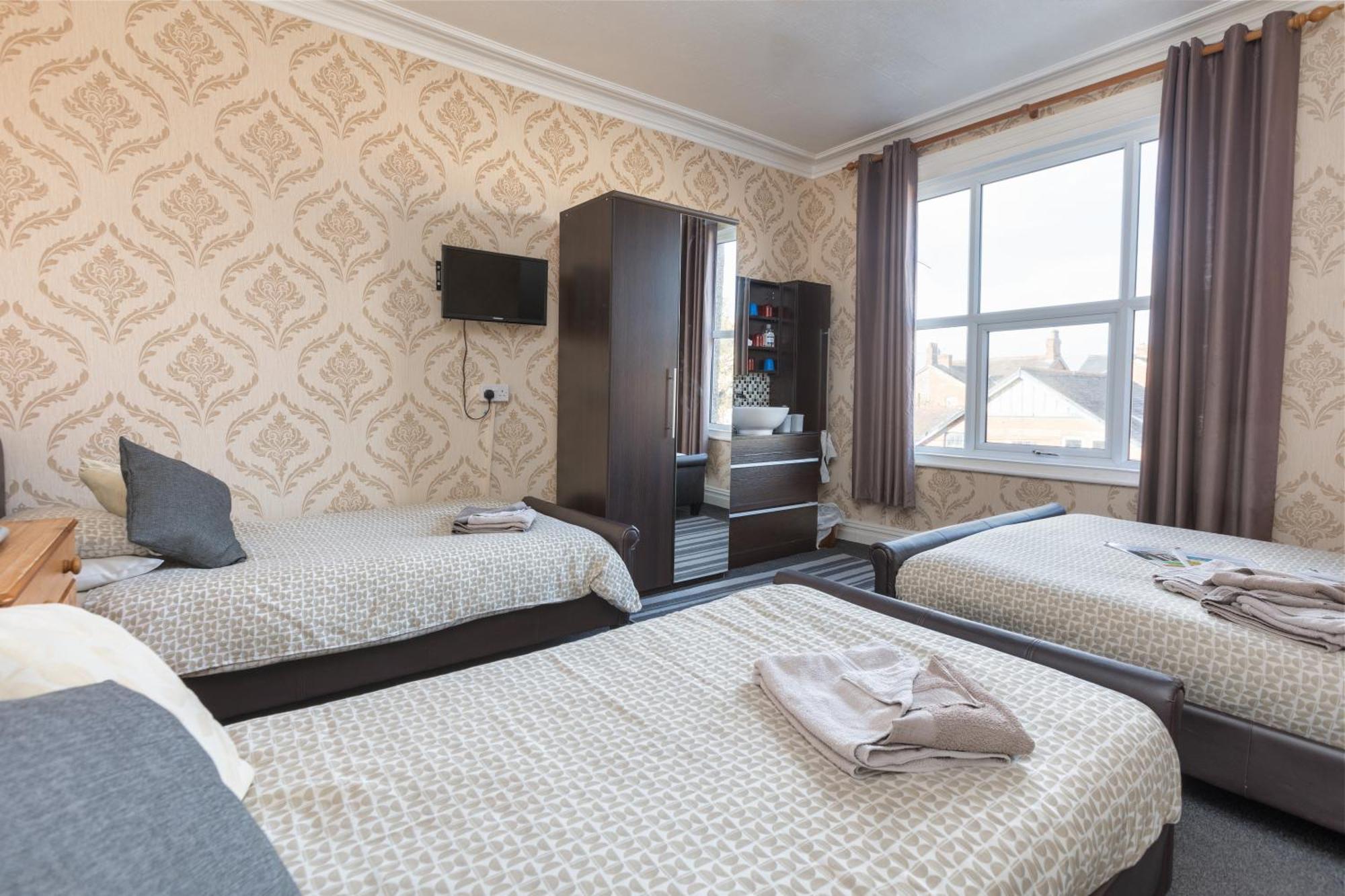 Bed and Breakfast The Fairmile Литам-Сент-Эннс Экстерьер фото